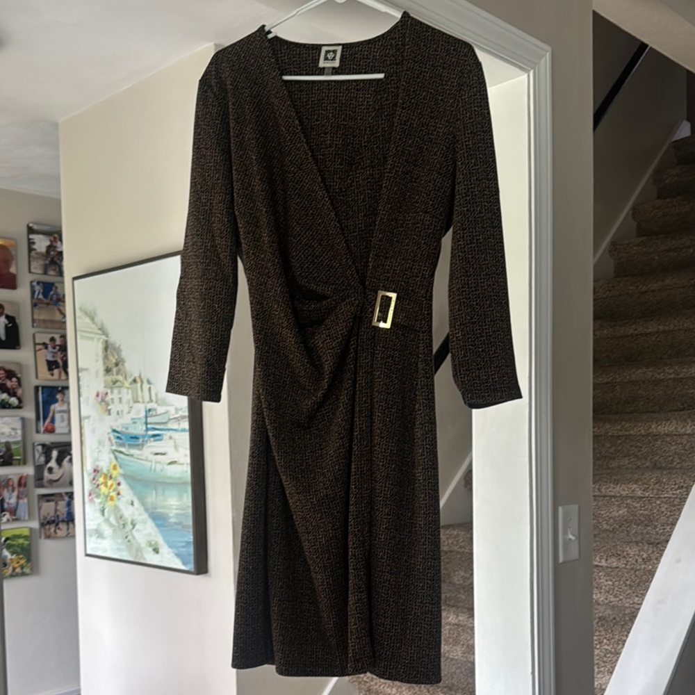 Anne Klein Black V-Neck Sheath Dress